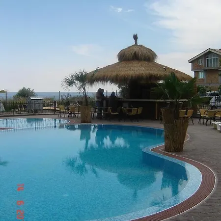 Laguna 2* رافدا