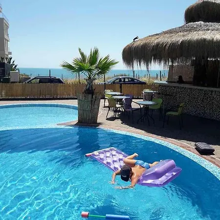 Apartmanhotel Laguna Ravda